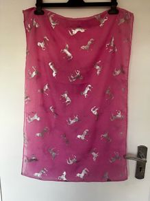 Unicorn Scarf and silver gloves
