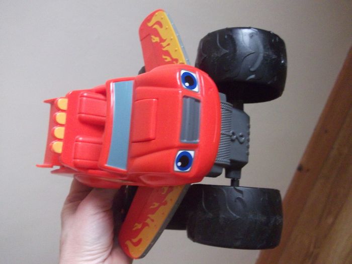 Blaze Monster Machine Transforming Blaze Jet