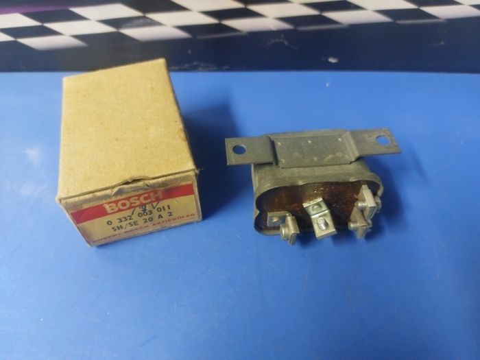Bosch 12v relay