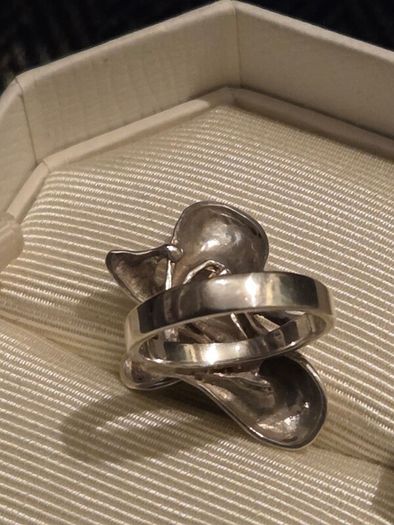 925 Sterling Silver Modernist Ring - Size 6/M