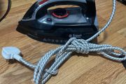 Russell Hobbs Power Steam Ultra Iron
