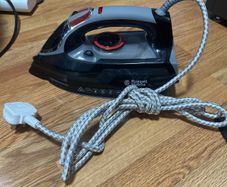 Russell Hobbs Power Steam Ultra Iron