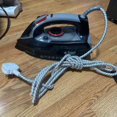 Russell Hobbs Power Steam Ultra Iron