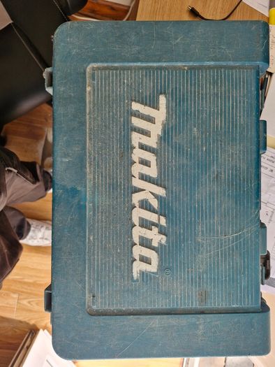 HR2470 Makita Drill