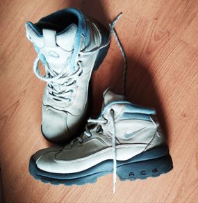 Nike ACG Hiking Shoe Size UK 4.5/EUR 37.5