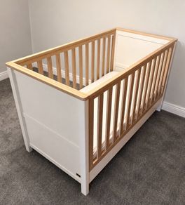 Mamas and Papas Cot / Cot Bed Harwell