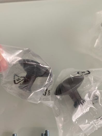 4 New Metal Knobs