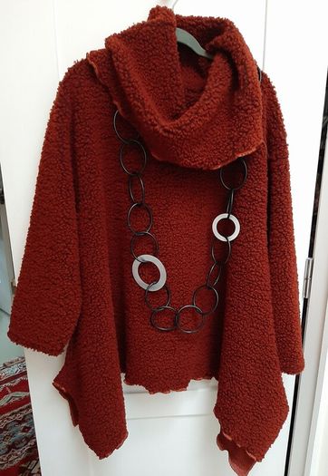 Rust borg fleece tunic BN