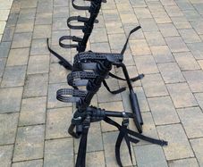 Saris 3 bike carrier for saloon car