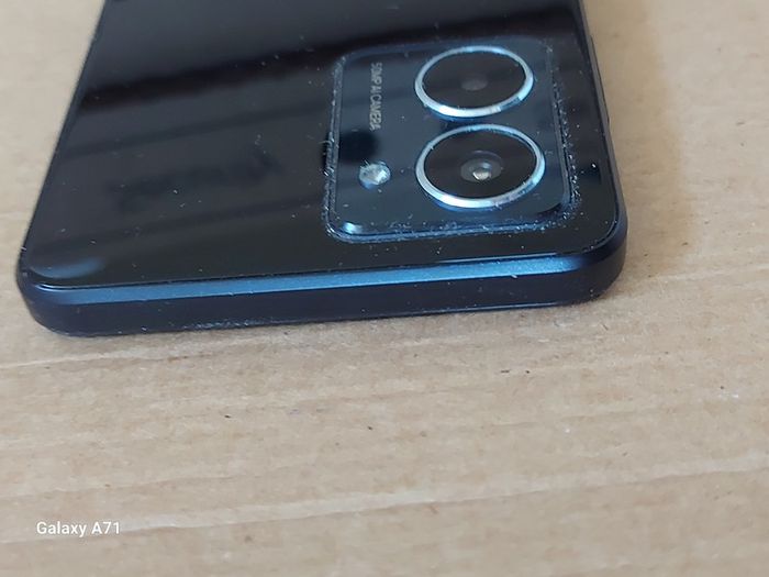6 Mobile Phones for parts or repair, not powering on