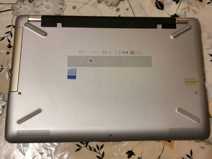 Student fast Laptop HP 250 G6 / Intel i7-7500U @2.70GHz /8GB RAM / New 256GB SSD. See the pictures.