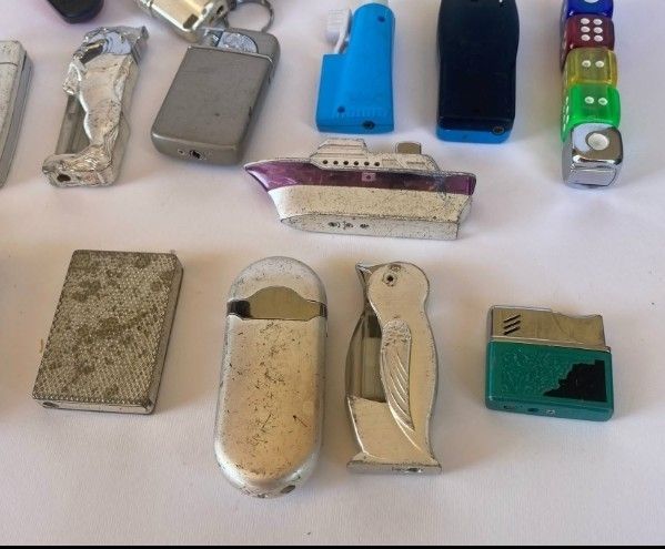 Job Lot Of Old Lighters   1990s