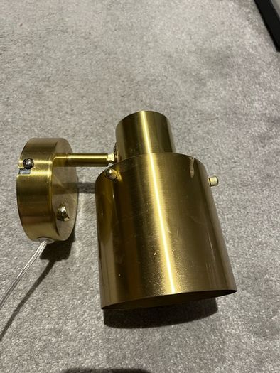 Brass wall lamp plug in