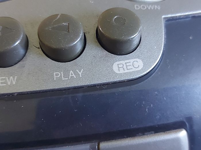 AIWA Compact Disc Stereo Radio Cassette Recorder, Model CSD-TD34K, Only Radio works, also portable, i.e. Takes Battery