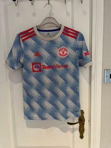 Manchester United away football jersey 2021/22 age 10-12