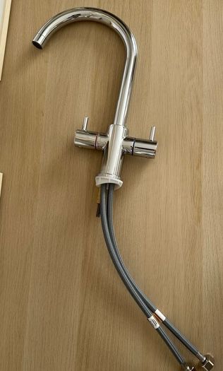 Kitchen tap dual-lever mono mixer chrome