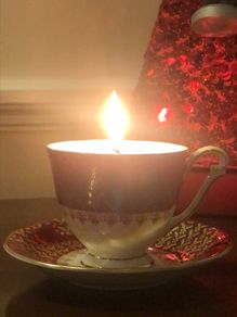 Vintage tea cup and saucer candle