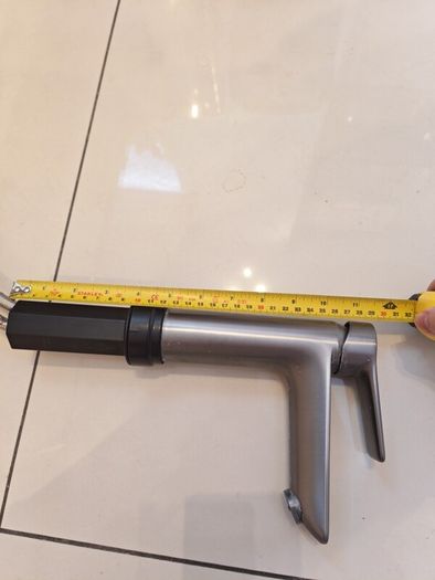Basin mixer tap