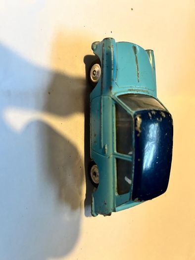 Corgi Austin a40
