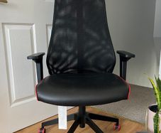 Ikea Matchspel Gaming Chair