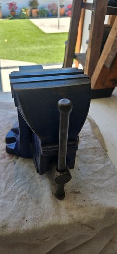 Record no 2 engineering vice