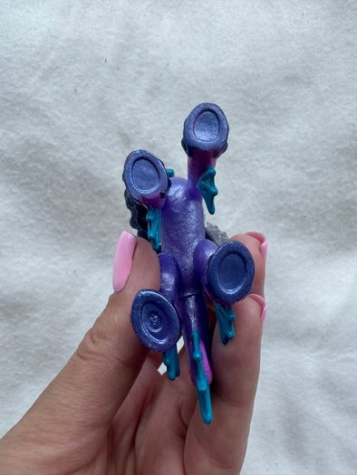Hatchimals Pixies Riders Seastallion Glider Used Please look at the pictures