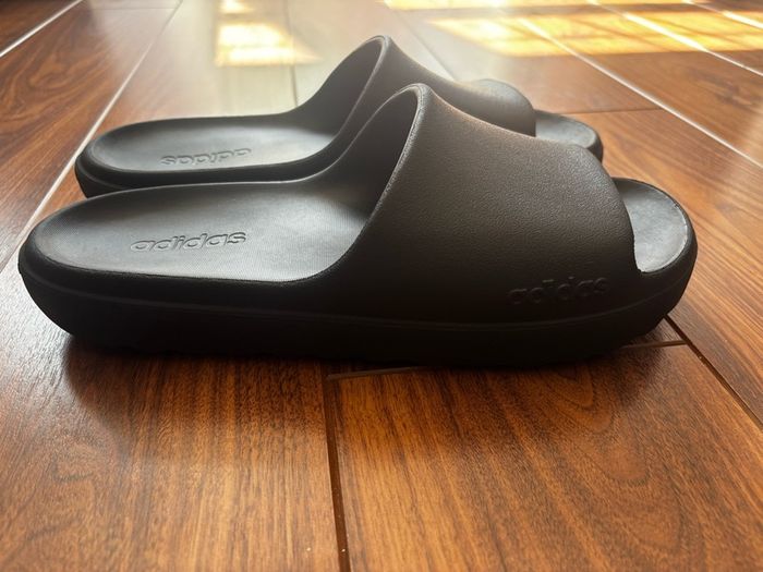 Adidas sliders