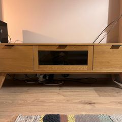 Oak TV Unit