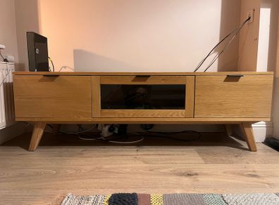 Oak TV Unit