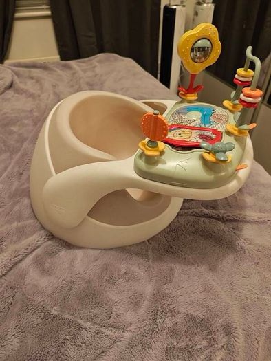 BabySnug Seat