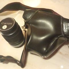 Canon AE1 with 2 lenses, good condition, 1 careful owner, leather cover, D18, post 10e