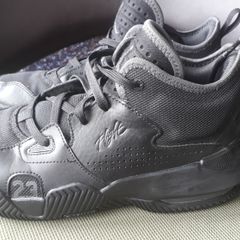 Nike Junior Stay Loyal 23 triple black shoes UK5
