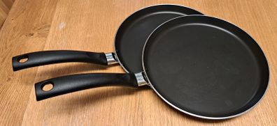 crepe pans - 2