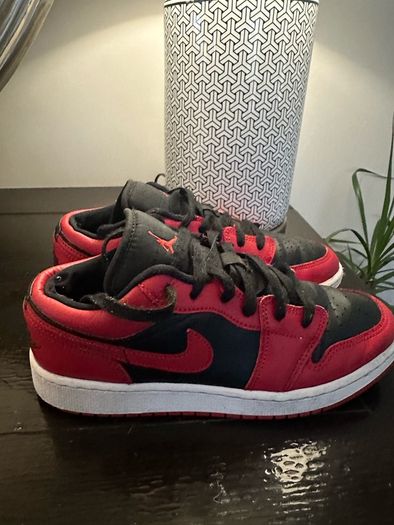 Nike Air Jordan Low