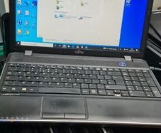 Fujitsu Siemens Lifebook A512