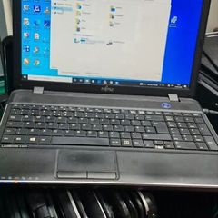 Fujitsu Siemens Lifebook A512