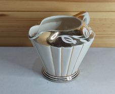 Vintage Sadler Gold Gilt Milk/cream Jug Pot