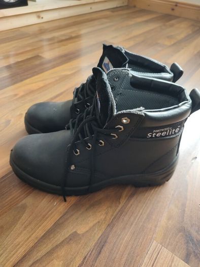 Portwest Steel Toe Boots 42