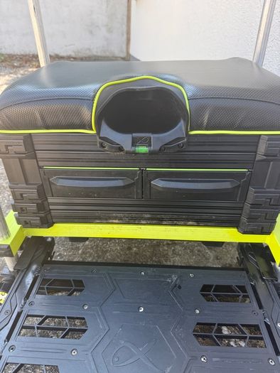Matrix P25 System Seat Box