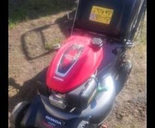 lawnmower