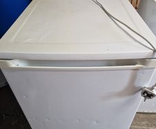 Essentials Freezer