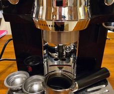 DeLonghi coffee machine x2 units