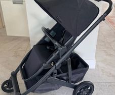 Uppababy Cruz V2 black edition