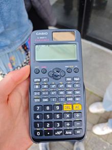 Calculator fx-85GT x