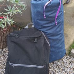 Body cushions, healthcare, massage, pregnancy, physio, D18