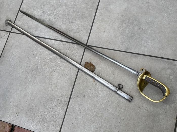 Officer's sword, Sweden