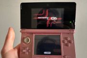 Nintendo 3DS  Metallic Rose Pink  Great Condition