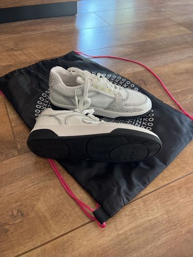 Pinko sneakers with gems