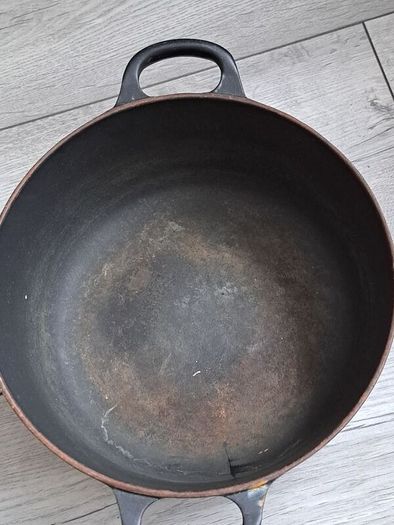 le creuset cast iron casserole