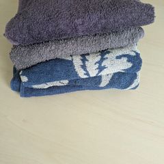 Free Hand Towels